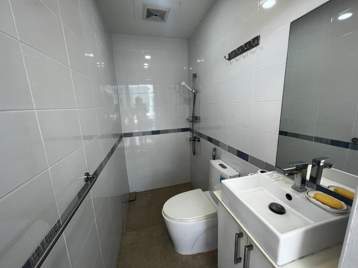 Tower Superior 2 Bedrooms 2 Bathrooms Apartment